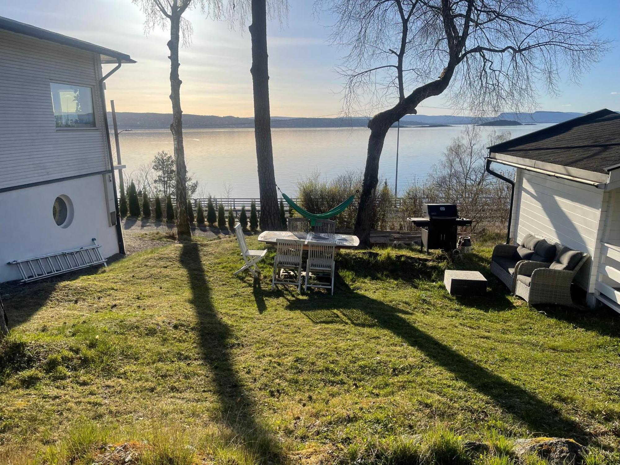 Nice Apartment With1 Bedroom Separate Living Room With A Sofa Bed And A Tiny Kitchen A Bathroom Located In Nordstrand Near By The Sea For 3 Guests With A Garden And Grill 5 Extra Guests With Extra Cost In The Cabin With Sea View Just Outside The Apar Oslo Kültér fotó