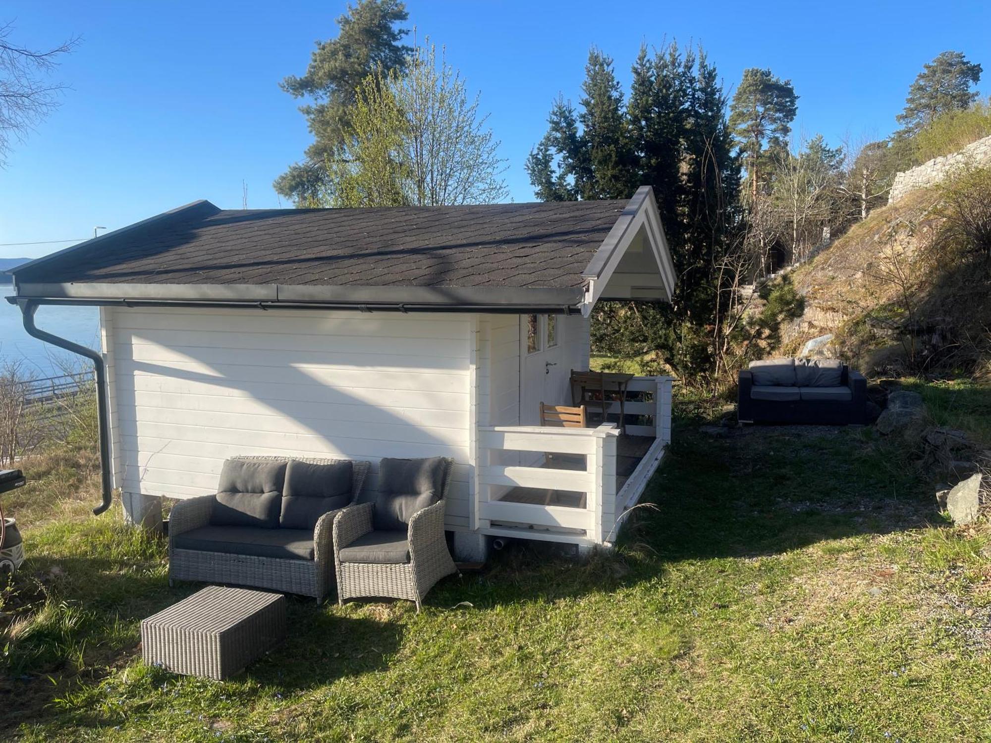 Nice Apartment With1 Bedroom Separate Living Room With A Sofa Bed And A Tiny Kitchen A Bathroom Located In Nordstrand Near By The Sea For 3 Guests With A Garden And Grill 5 Extra Guests With Extra Cost In The Cabin With Sea View Just Outside The Apar Oslo Kültér fotó